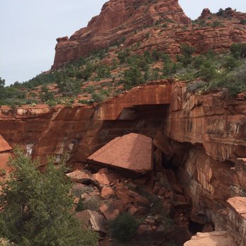 Soldier Pass Trail - Devil's kitchen sink hole - Hiking Near Me - Sedona, Arizona Soldier Pass Trail - Devil's kitchen sink hole - Hiking Near Me - Sedona, Arizona