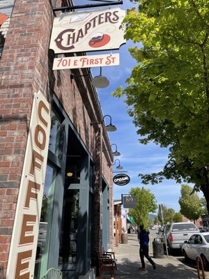 Cream Northwest by null