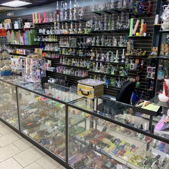Blaze N Flame 2 - Huge selection of water tobacco pipes and tobacco pipes - Vape Shops Near Me - Palm Coast, Florida