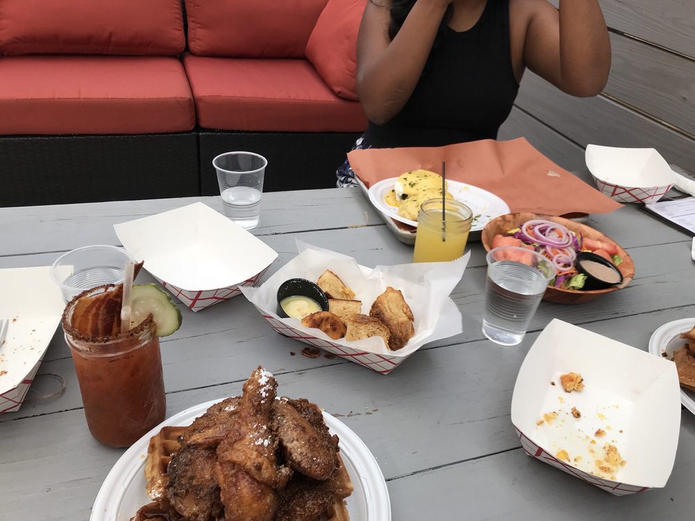 CRAFT HOUSE 288 Photos & 351 Reviews Bars 60 Vanduzer St