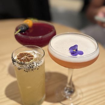 Chase Sapphire Lounge - Amazing cocktails - Airport Lounges Near Me - East Elmhurst, New York