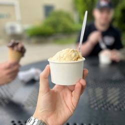 Ra Ra's Ice Cream Shop - Caramel pecan ice cream