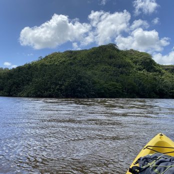 Ali'i Kayaks - River and green hill - Tours Near Me - Kapaa, Hawaii