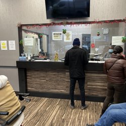 Columbus Medical Arts - Inside - chaotic front desk