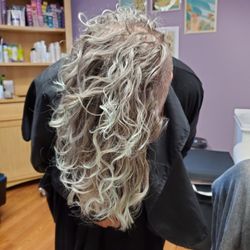 Spinning Curls - Andy