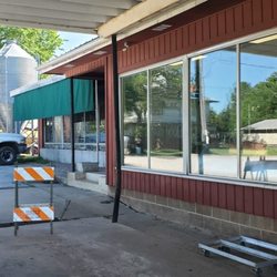 Swan Brothers Dairy - Outside 5/16/2022