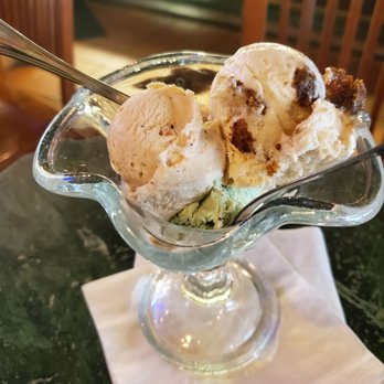 Caffe Paradiso - Three scoops Hazelnut, pistachio, tiramisu - Desserts Near Me - Boston, Massachusetts