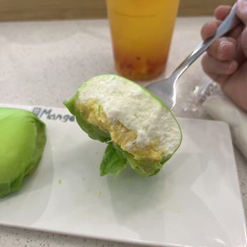 Mango Mango Dessert - Mustang King Durian Pancake - Desserts Near Me - Cleveland, Ohio