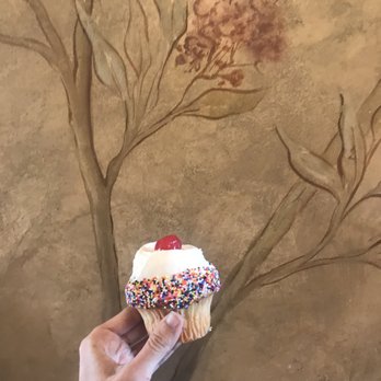 Casey's Cupcakes - Cupcakes Near Me - Riverside, California Casey's Cupcakes - Cupcakes Near Me - Riverside, California