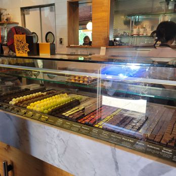Thomas Haas Chocolate - Individual chocolates and truffles - Chocolatiers & Shops Near Me - Vancouver, British Columbia Thomas Haas Chocolate - Individual chocolates and truffles - Chocolatiers & Shops Near Me - Vancouver, British Columbia