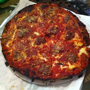 Burt's Place - sausage and garlic pizza - Pizza Near Me - Morton Grove, Illinois