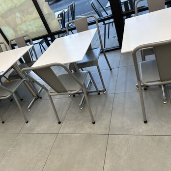 Egg Tuck - Indoor seating - Coffee & Tea Near Me - Burbank, California