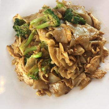 Thai Boran - Pad See Ew - Thai Near Me - Albuquerque, New Mexico