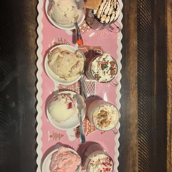 The Frosty Barrel - Hot chocolate flight with pairing - Ice Cream & Frozen Yogurt Near Me - Newcastle, Washington The Frosty Barrel - Hot chocolate flight with pairing - Ice Cream & Frozen Yogurt Near Me - Newcastle, Washington