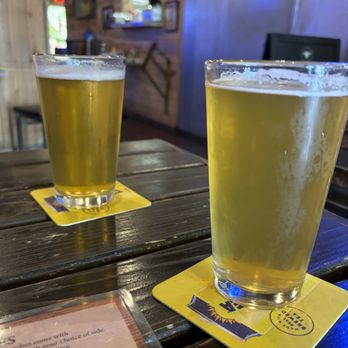 Bandits Bar And Grill - Beer! - Pubs Near Me - Troutdale, Oregon