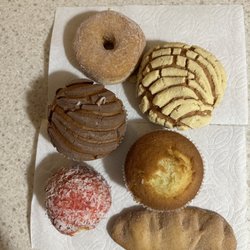 Pilos Mexican Bakery - Different types of Pan Dulce