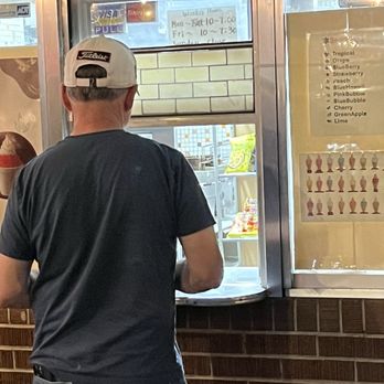 Mensi's Dairy Bar - Winter Hours - Ice Cream & Frozen Yogurt Near Me - Collierville, Tennessee