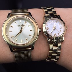 Rendon Jewelers - Thank you! They put the correct time for me :)