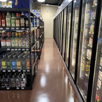 Hiawassee Package - a grocery store aisle - Beer, Wine & Spirits Near Me - Hiawassee, Georgia Hiawassee Package - a grocery store aisle - Beer, Wine & Spirits Near Me - Hiawassee, Georgia
