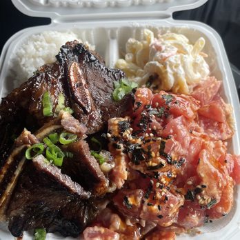 Grind Wit Tryz - Surf and Turf with Kalbi and Ahi Poke with max salad. They give a lot of rice, actually there are more rice on the bottom of the entrees. - Filipino Near Me - Portland, Oregon Grind Wit Tryz - Surf and Turf with Kalbi and Ahi Poke with max salad. They give a lot of rice, actually there are more rice on the bottom of the entrees. - Filipino Near Me - Portland, Oregon