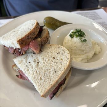 Palm Avenue Deli - Pastrami sandwich w/ NY potato salad - Delis Near Me - Sarasota, Florida Palm Avenue Deli - Pastrami sandwich w/ NY potato salad - Delis Near Me - Sarasota, Florida