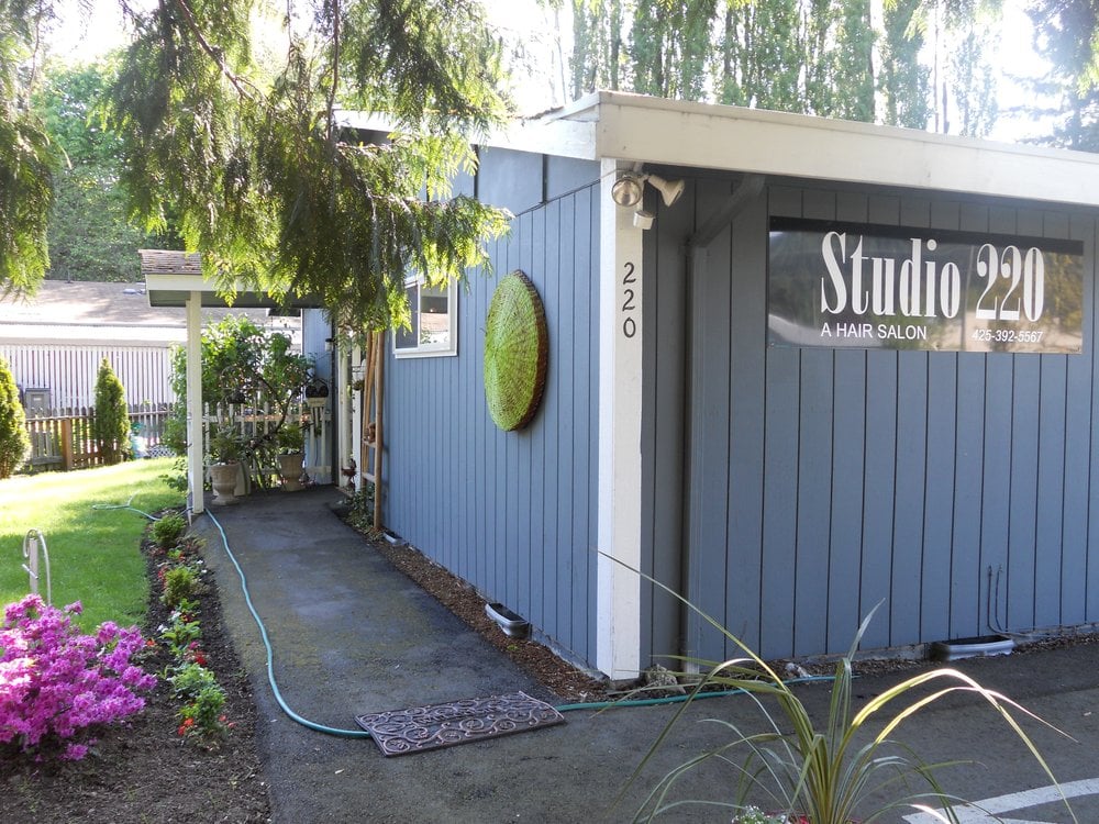 STUDIO 220 220 Rainier Blvd N, Issaquah, Washington Hair Salons