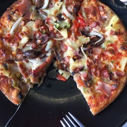 Errol's Cafe - The lot pizza medium