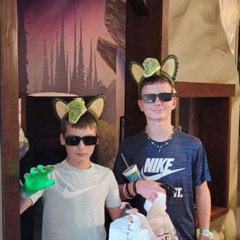 Great Wolf Lodge - Wolf Den Suite - Resorts Near Me - Webster, Texas