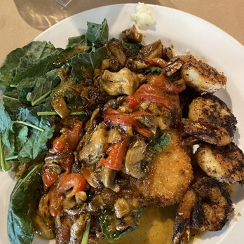 1885 Grill - Mushroom and grits with shrimp - Seafood Near Me - Chattanooga, Tennessee