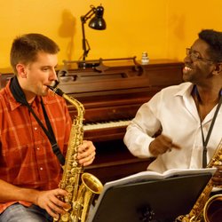 Isaac Edwards Saxophone - Teaching an adult saxophone student.