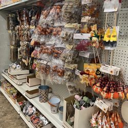 Dollar Tree Stores