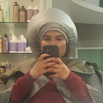 Hairdo - Getting my morrocon oil treatment - Hair Salons Near Me - Los Angeles, California