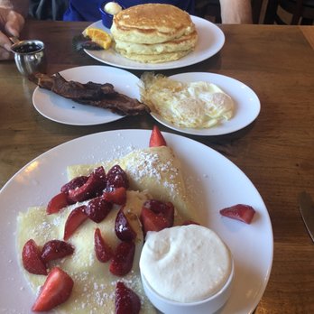 McKay Cottage Restaurant - Fabulous strawberry crepes, tasty pancakes, crispy bacon, perfect eggs!! - American Near Me - Bend, Oregon