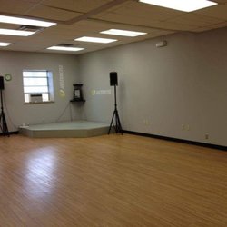 Jazzercise of Morris Plains - Studio dance floor area