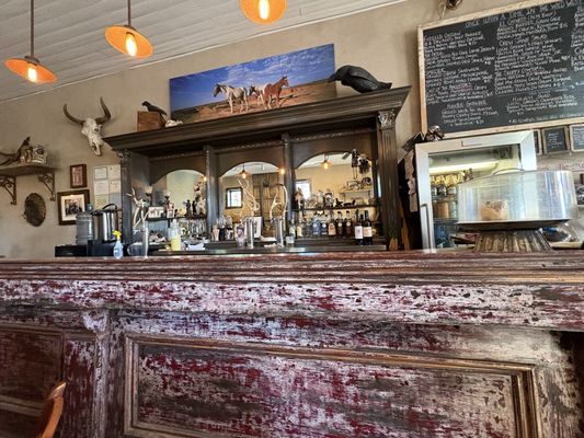 Black Bird Saloon by null