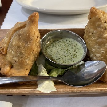 Himalayan Kitchen - Veggie Samosas - Himalayan/Nepalese Near Me - Honolulu, Hawaii