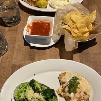 Twelve Kitchen + Cocktails - Mahi mahi and broccoli, and red trout and mash potatoes - New American Near Me - Tyler, Texas