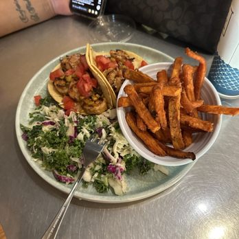 California Fish Grill - Seafood Near Me - Palmdale, California California Fish Grill - Seafood Near Me - Palmdale, California
