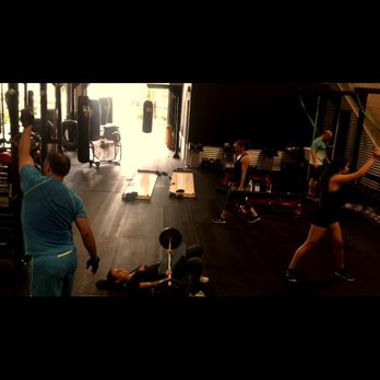 JP Performance Training - Some of our hybrid members grinding through a workout. - Trainers Near Me - Davie, Florida JP Performance Training - Some of our hybrid members grinding through a workout. - Trainers Near Me - Davie, Florida