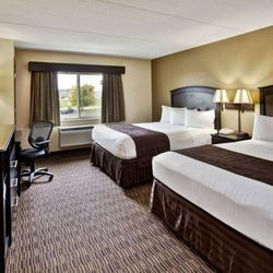 AmericInn by Wyndham Beaver Dam - Guest room