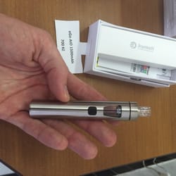 E-Liquid Praha - The eGo AIO, which I also bought,