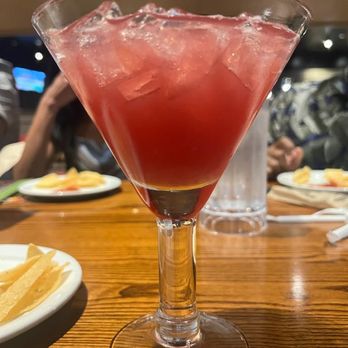 Chili's - Strawberry cocktail - American Near Me - Staten Island, New York Chili's - Strawberry cocktail - American Near Me - Staten Island, New York