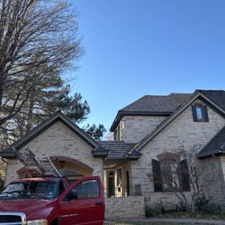 Renu Painting - Exterior brick limewashing.