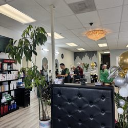 Beauty Paradise 2 - The new, revamped salon.