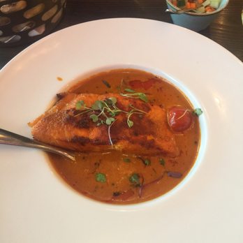 The Taj Indian Kitchen - Salmon Moili - Indian Near Me - Queenstown, OTA The Taj Indian Kitchen - Salmon Moili - Indian Near Me - Queenstown, OTA