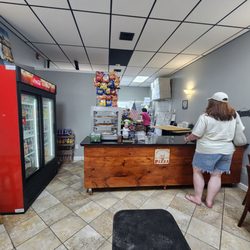Bert’s Pizzaria - Interior