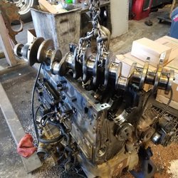 Breakers Truck and Trailer Repair - Engine rebuild