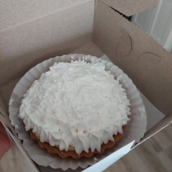 Toluca Bakery - Vegan banana cream pie - one of the best I ever had! - Bakeries Near Me - Los Angeles, California