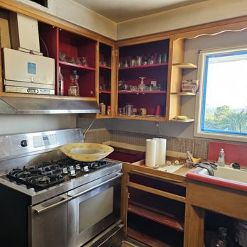 Bright Idea Electric - Old kitchen - Electricians Near Me