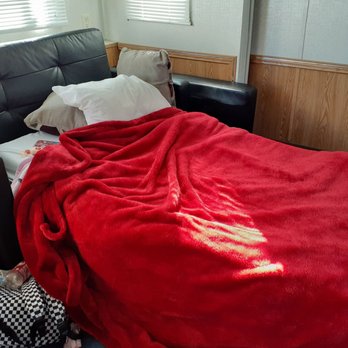 Pahrump RV Park - This pullout had a memory foam mattress and accommodated my 5'11" teenager. - Campgrounds Near Me - Pahrump, Nevada Pahrump RV Park - This pullout had a memory foam mattress and accommodated my 5'11" teenager. - Campgrounds Near Me - Pahrump, Nevada